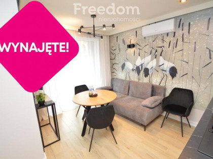 Nowy apartament z balkonem.