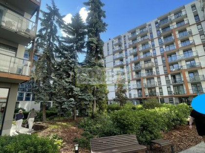 Do wprowadzenia od zaraz,trójstronny apartament