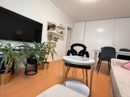 Rodzinne 3 pokoje na parterze 62m² – Świerczewo