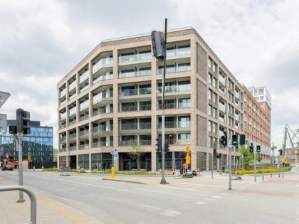Studio blisko GUMed i PG | faktura VAT 23%