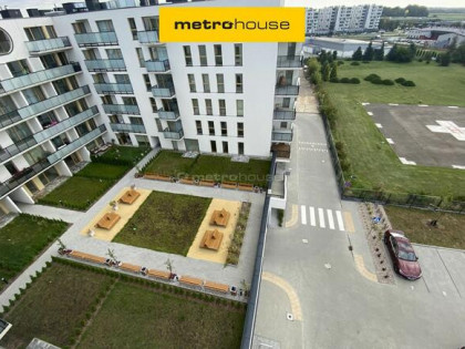 74m² Bursztynowa  Stan dew.  Taras + 2 miejsca