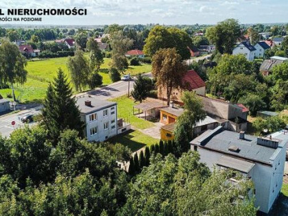 Dom z warsztatem i garażem