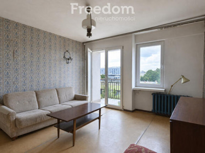 3 pokoje z balkonem i piwnica, Botaniczna 29