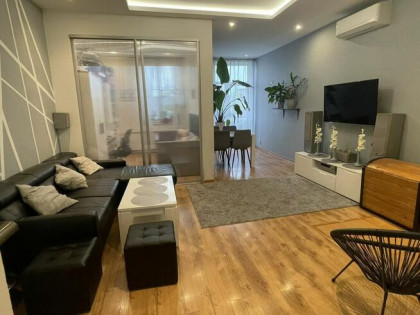 Sprzedam mieszkanie 53m², 3 pokoje , piętro 3 1 MAJA LUBLIN