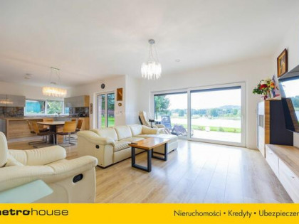 Nowoczesny dom nad wodą - 5208 m2 działki - Giże