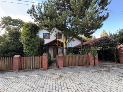 Żórawina, dom 163 m2, 5 pokoi, garaż, działka