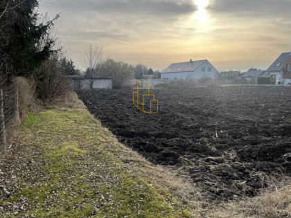 Żerniki Wrocławskie, działka budowlana 1305 m2