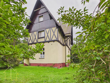 Historyczna Leśniczówka Waldenburg -wyjątkowy dom w otoczeniu lasów