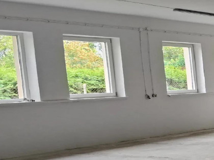 Lokal Warszawa Włochy, Opacz Wielka