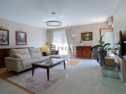 Mieszkanie 111 m², 4 pokoje, balkon, parking, rece
