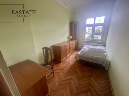 Dla studentów I 3 niezależne pokoje + salon