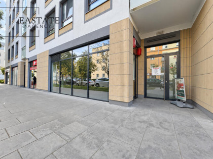 97 m² | Witryny | Parking | Metro Księcia Janusza