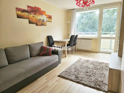 Bródno 2 pokoje dwustronne duży balkon 7 min Metro