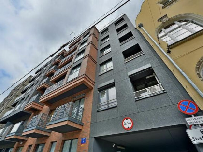 Komórka lokatorska Wrocław Dubois 7 / Apartamentowiec
