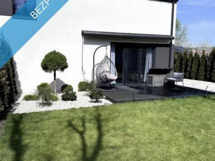 Nadarzyn, dom 135 m2, salon, 3 sypialnie, 2 łazienki, w pełni wyposażony, ogród
