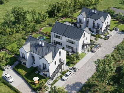 tramwaj, ogród i poddasze w gratisie