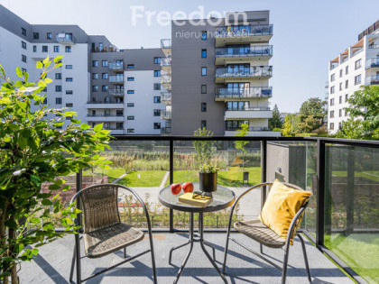 Nowe, studio, Kierbedzia, balkon, garaż