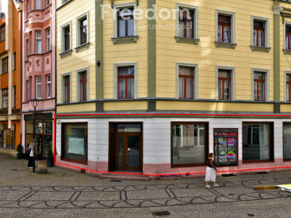 Atrakcyjny lokal usługowy w centrum Jeleniej Góry!