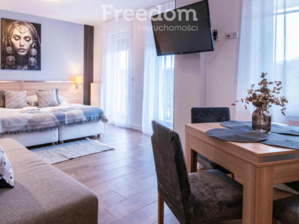 Słoneczny Apartament przy morzu z garażem