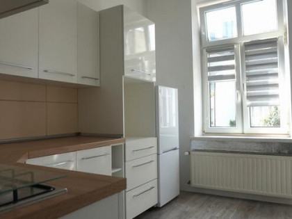 Kalwaryjska, Pokój + Kuchnia, Nieumeblowane,