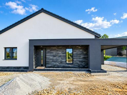 NOWOCZESNY DOM PARTEROWY 135 m² | KOZY | DZIAŁKA 9 ARÓW