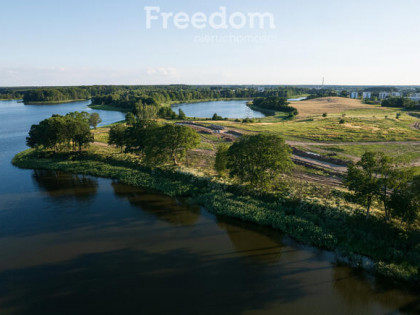 Działki budowlane  nad jeziorem Iławskim