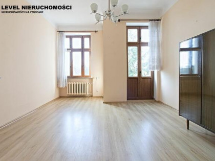 Mieszkanie z balkonem, pierwsze piętro