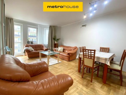 2 pokoje 50,2 m²  Ursus  Balkon  Garaż