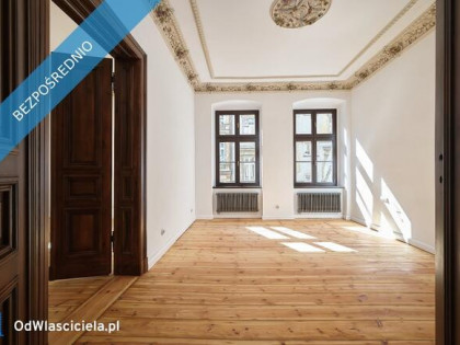 118 m² Reprezentacyjny Apartament w Kamienicy | 1. Piętro | Polichromie pod Ochroną Konserwatorską |