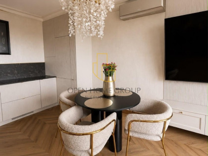 Lux-Premium-apartament-3pok.-garaż-komórka
