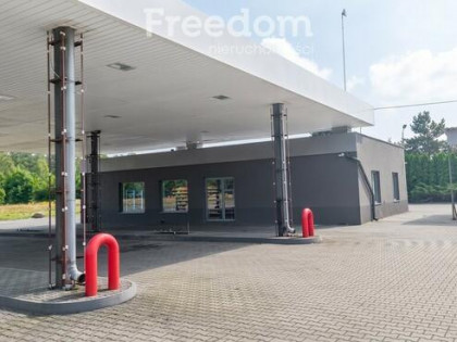 Obiekt komercyjny- dostęp do drogi krajowej DK 14