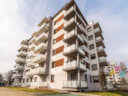 4 pokojowe mieszkanie w nowej tech., 2 balkony