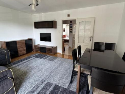 Mieszkanie 2-pok., osobna kuchnia, balkon