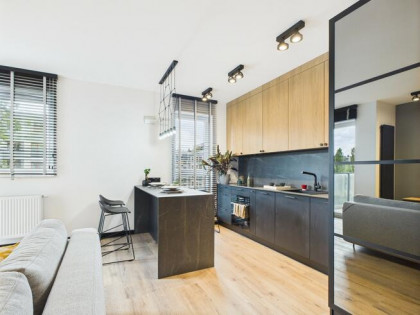 56 M² | Żoliborz |garaż | komórka