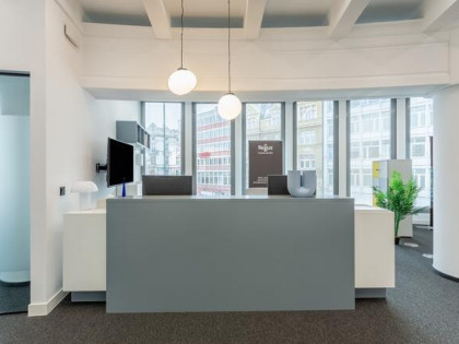 Profesjonalny adres firmy w Regus Okraglak