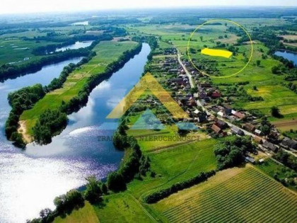 Działka blisko jeziora w urokliwej miejscowości!