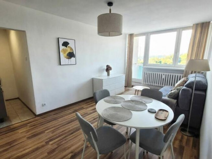 Kawalerka, balkon - Tysiąclecia1, obok p.Śląskiego