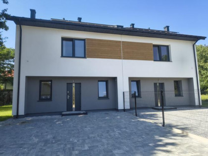Dom 102m2, 427m2 działka, blisko stacji PKP