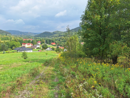 Działka budowlana 2100 m² z potencjałem – Jaszczurowa, gm. Mucharz
