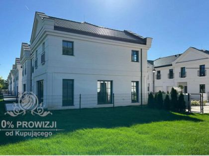 WILLOWY DOM Z OGRODEM I GARAŻEM -stylowa architektura - Cesarzowice