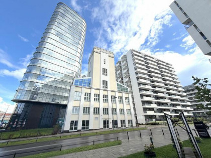 Wyjątkowy obiekt na biurowiec, restaurację premium, hotel