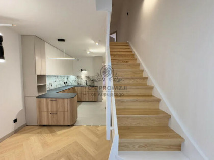 Piękne mieszk/dwupoziom/4pok/balkon/doskonała lokalizacjia,ogrzewanie miejskie