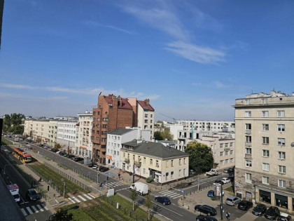 DOSKONAŁA lokalizacja. Biuro/Najem krótkoterminowy. Winda