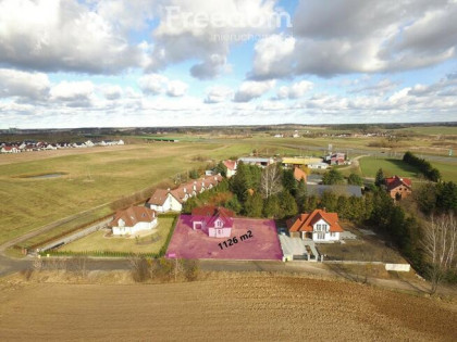"Dom w Różach" do własnej aranżacji na sprzedaż