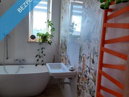 DUŻY APARTAMENT Z MOŻLIWOŚCIĄ ROZDZIELENIA+HALA GARAŻOWA 30m2 +TARASY
