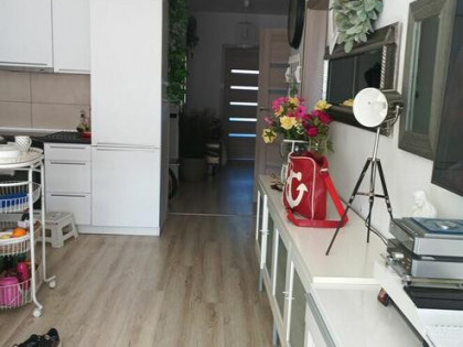 Sprzedam 4 pokojowe mieszkanie w 6letnim bloku