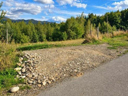 Zabrzeż, Łącko 20 ar Budowlana z lasem
