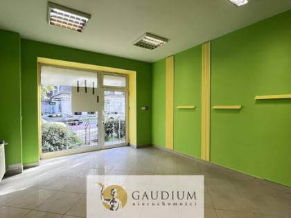 Lokal w centrum Gdyni z witryną