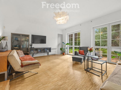 Wyjątkowy dom z antresolami 180 m² w Żyrardowie