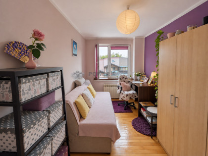 3-POKOJOWE MIESZKANIE 56,02 M² Z DUŻYM BALKONEM I PIWNICĄ. PODGÓRZE